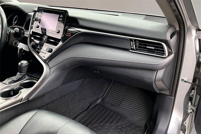 Used 2021 Toyota Camry SE image 21