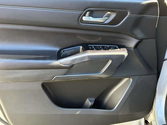 Certified 2024 Nissan Pathfinder SL w/ SL Premium Package image 24