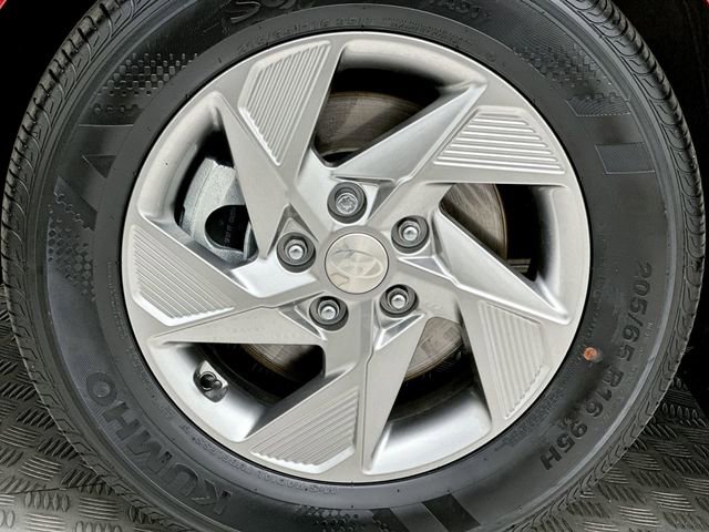 Certified 2025 Hyundai Sonata SE FWD image 10