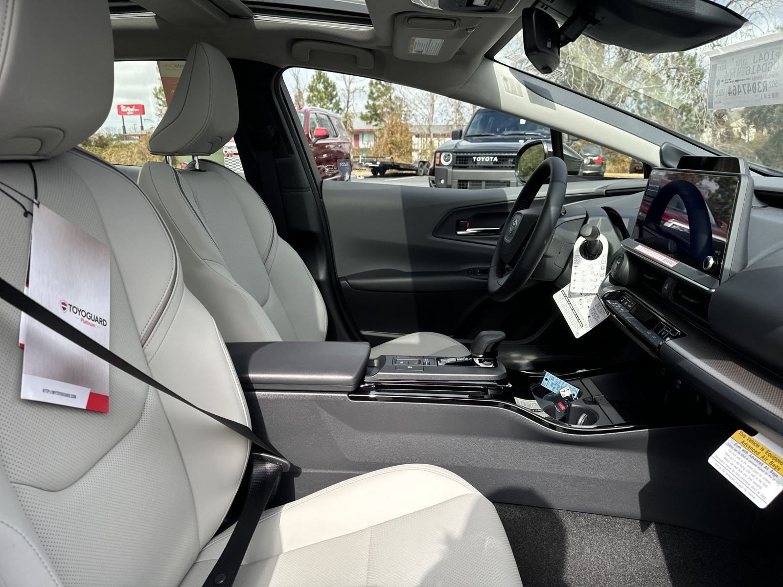New 2024 Toyota Prius Limited FWD image 34