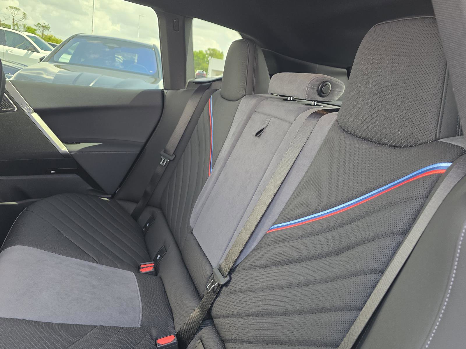 New 2026 BMW iX xDrive60 w/ M Sport Package image 12