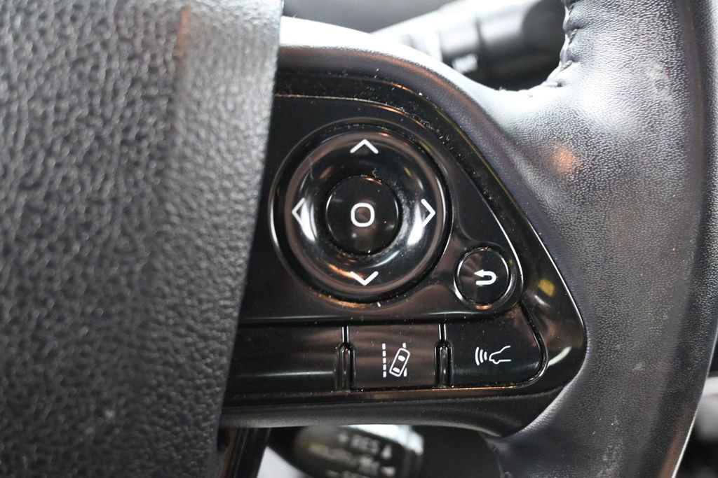 Used 2020 Toyota Prius Prime LE w/ Carpet Mat Package image 17