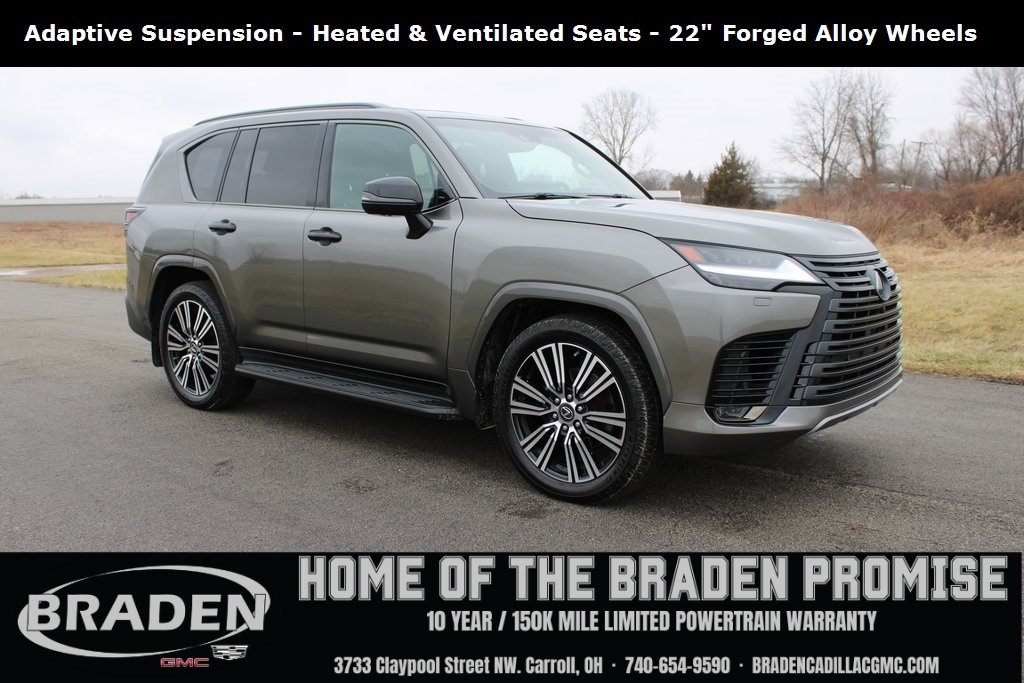 Used 2023 Lexus LX 600 4WD w/ Luxury Package image 1