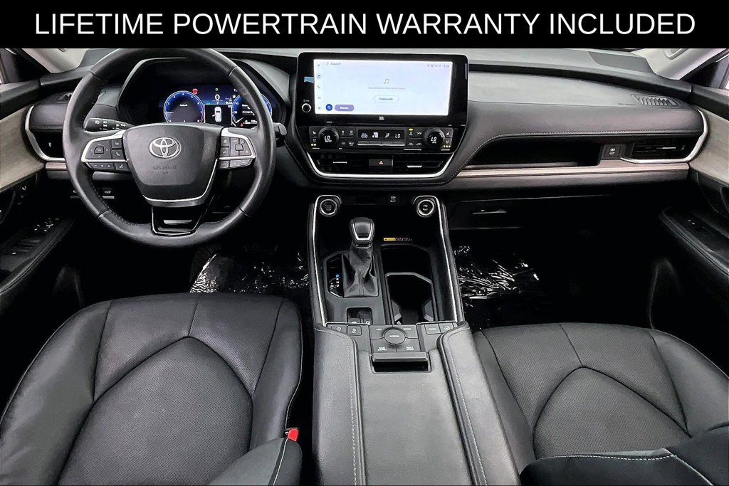 Used 2024 Toyota Grand Highlander AWD image 19
