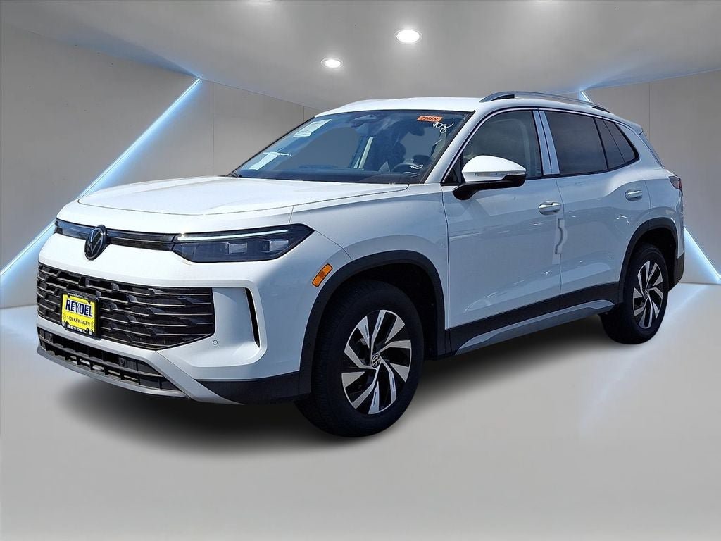 New 2026 Volkswagen Tiguan S AWD/4WD image 2