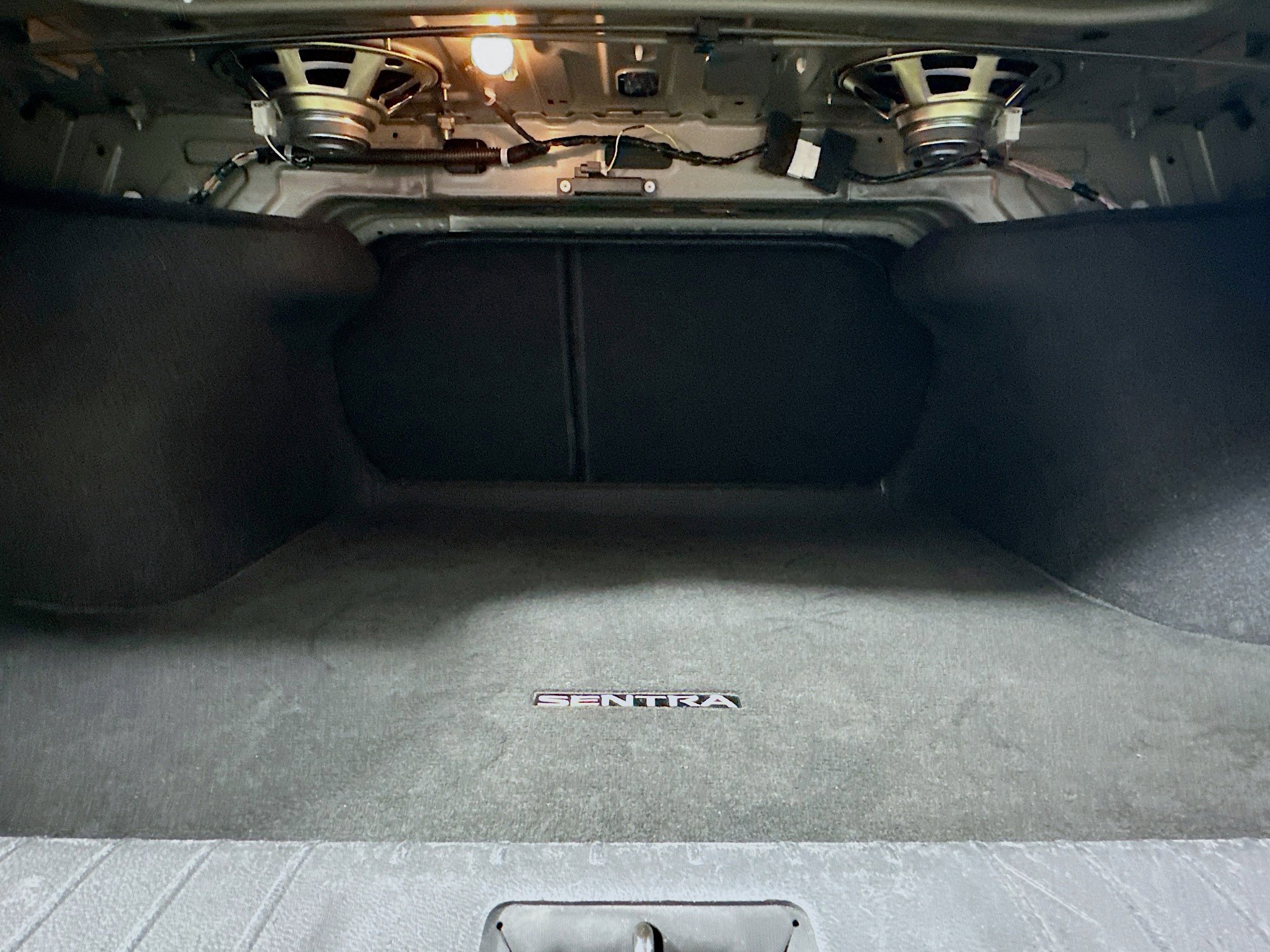 Used 2024 Nissan Sentra SV image 27