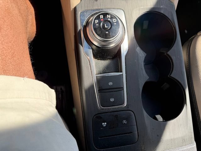 Used 2020 Ford Escape SEL FWD image 10