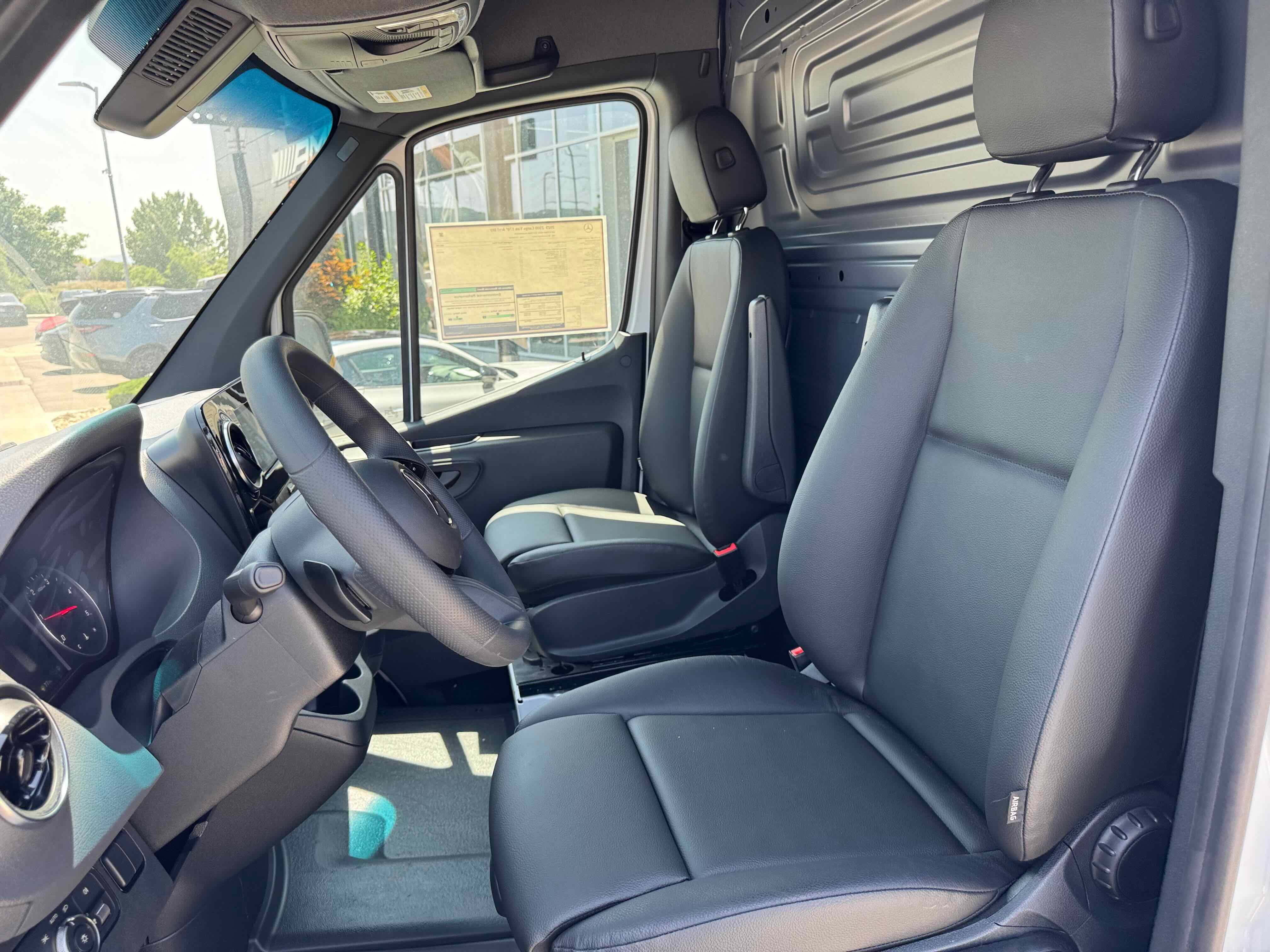 New 2025 Mercedes-Benz Sprinter 2500 image 15