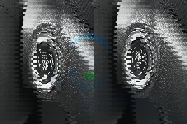 Used 2023 Chevrolet TrailBlazer ACTIV image 32