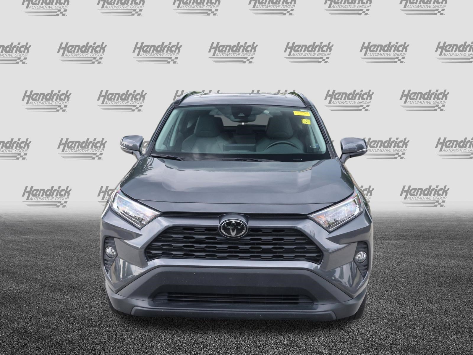 Used 2019 Toyota RAV4 XLE Premium FWD image 3