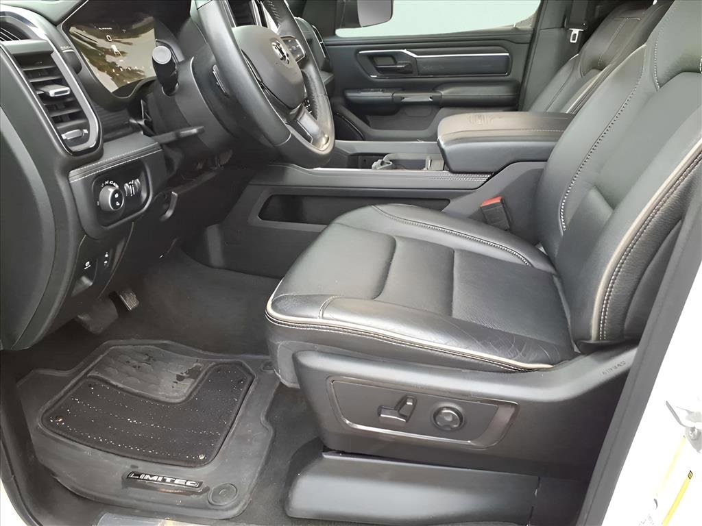 Used 2024 RAM 1500 Limited w/ Body Color Bumper Group image 8