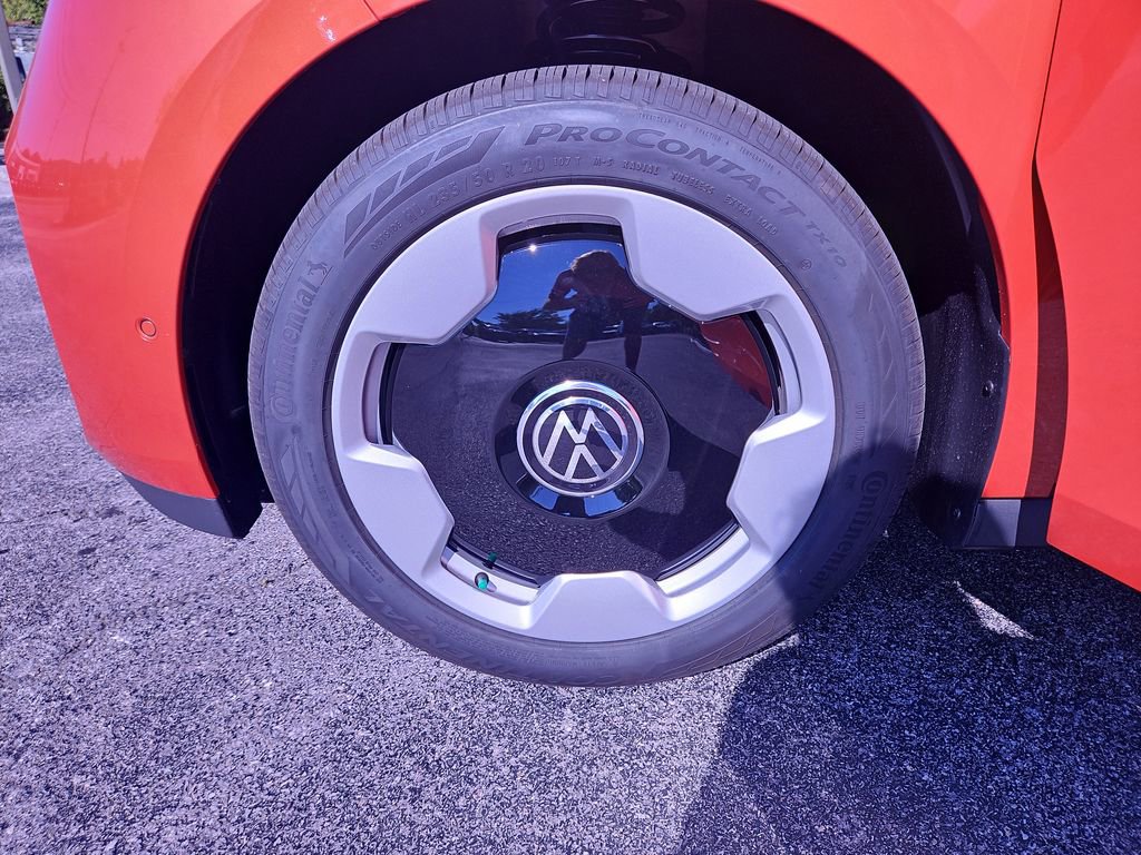 New 2025 Volkswagen ID. Buzz Pro S Plus AWD/4WD image 27