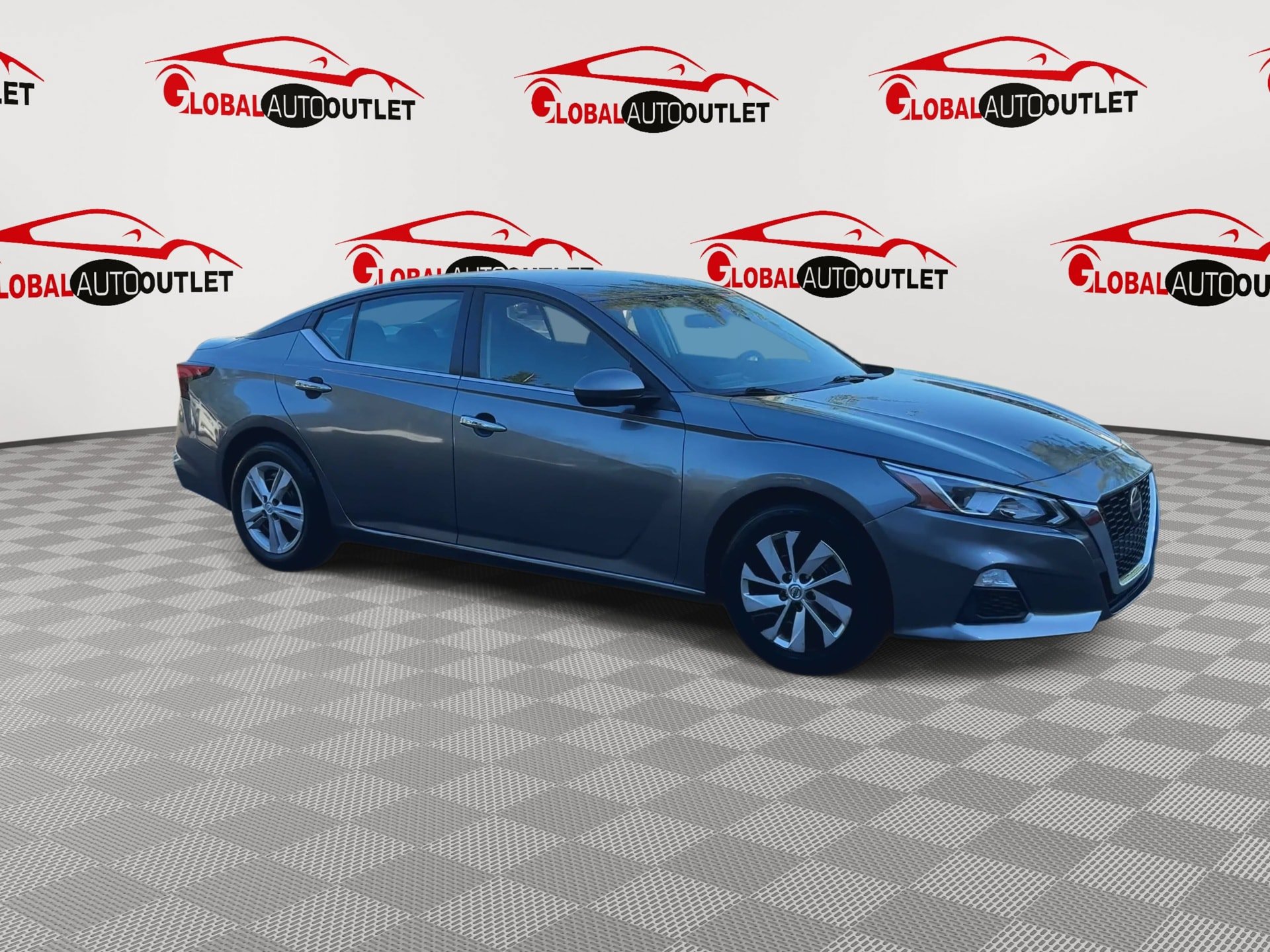 Used 2022 Nissan Altima 2.5 S FWD image 2