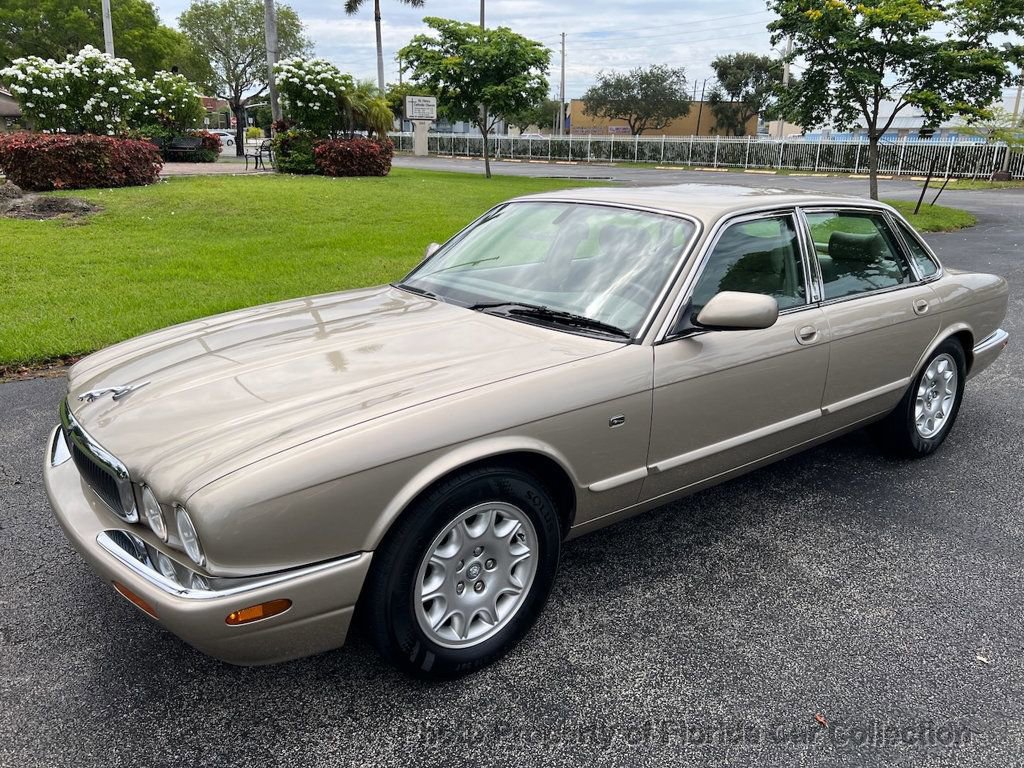 Used 2000 Jaguar XJ8