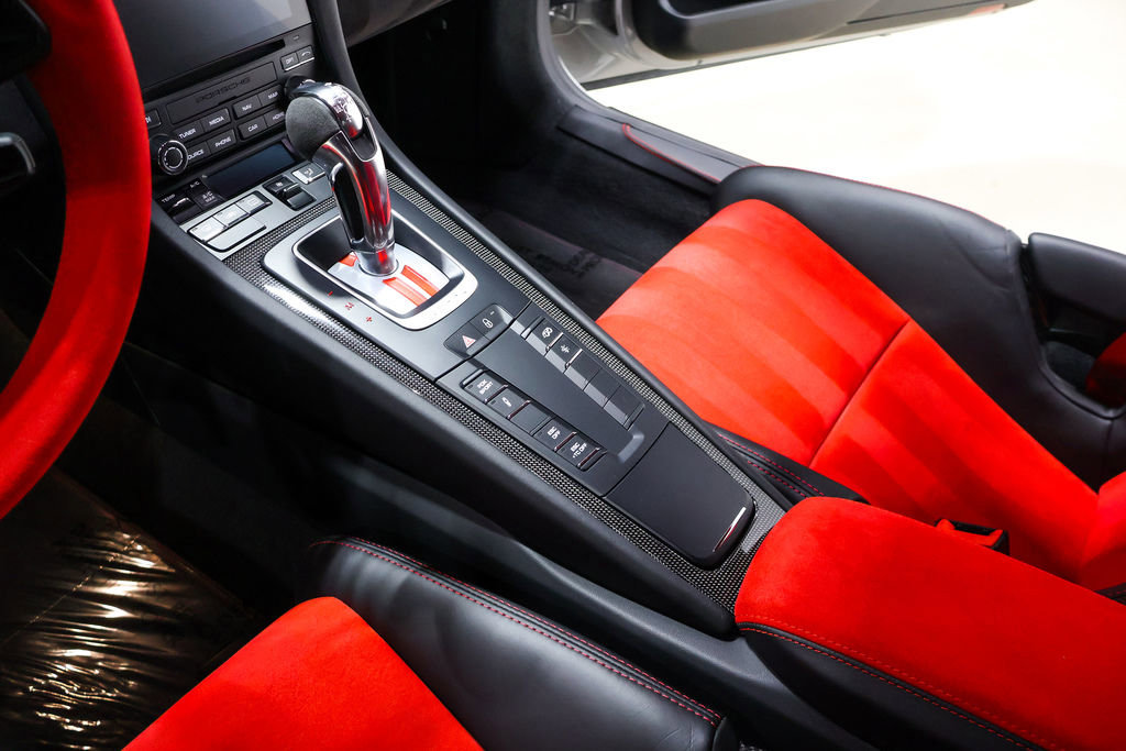 Used 2018 Porsche 911 GT2 RS w/ Weissach Package RWD image 31