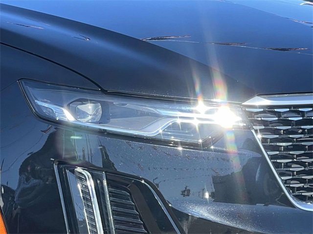 Used 2023 Cadillac XT6 Premium Luxury image 8