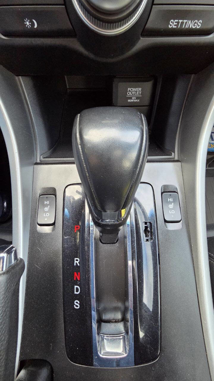 Used 2014 Honda Accord Touring image 13