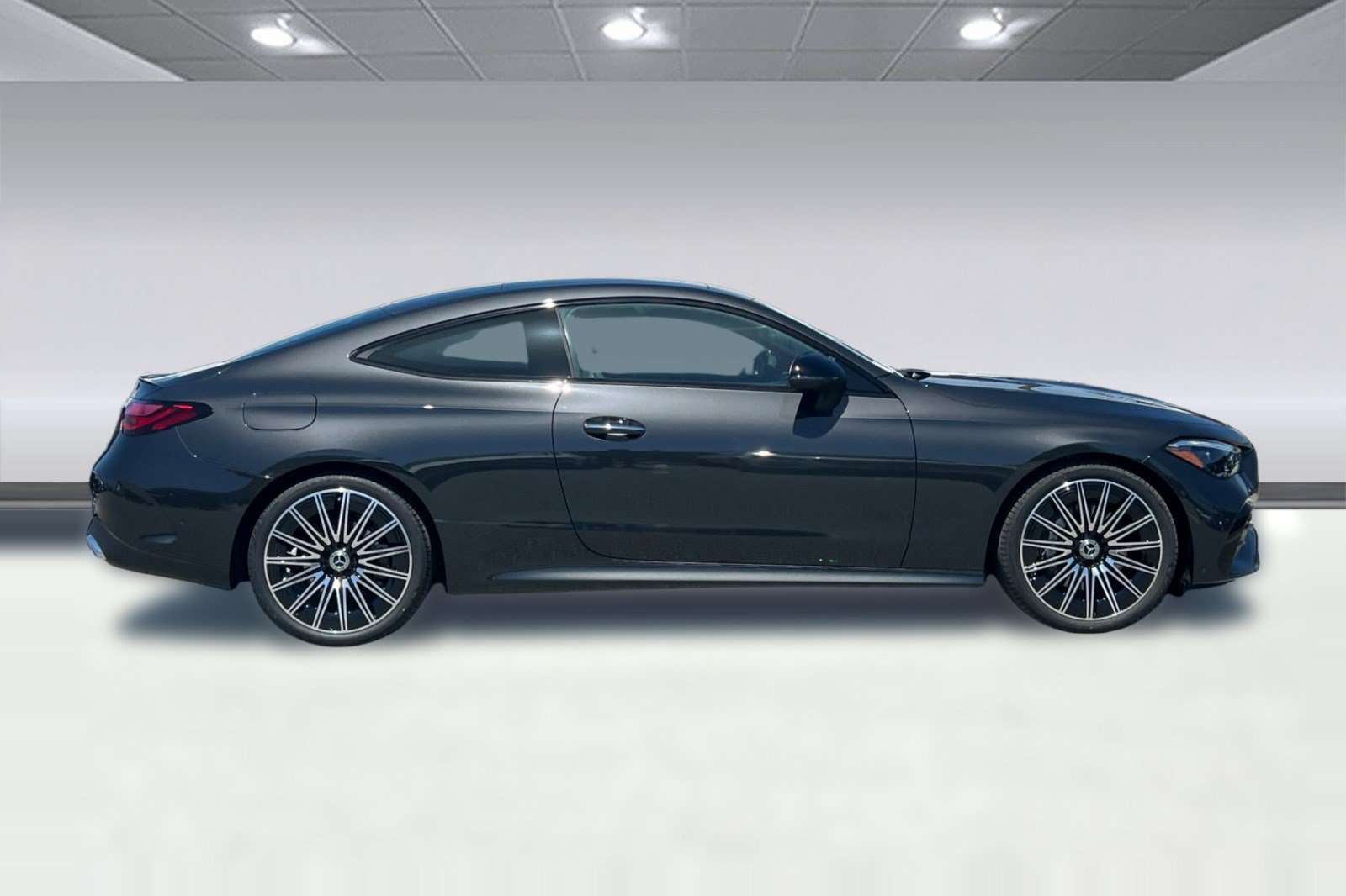 New 2026 Mercedes-Benz CLE 300 4MATIC Coupe image 7
