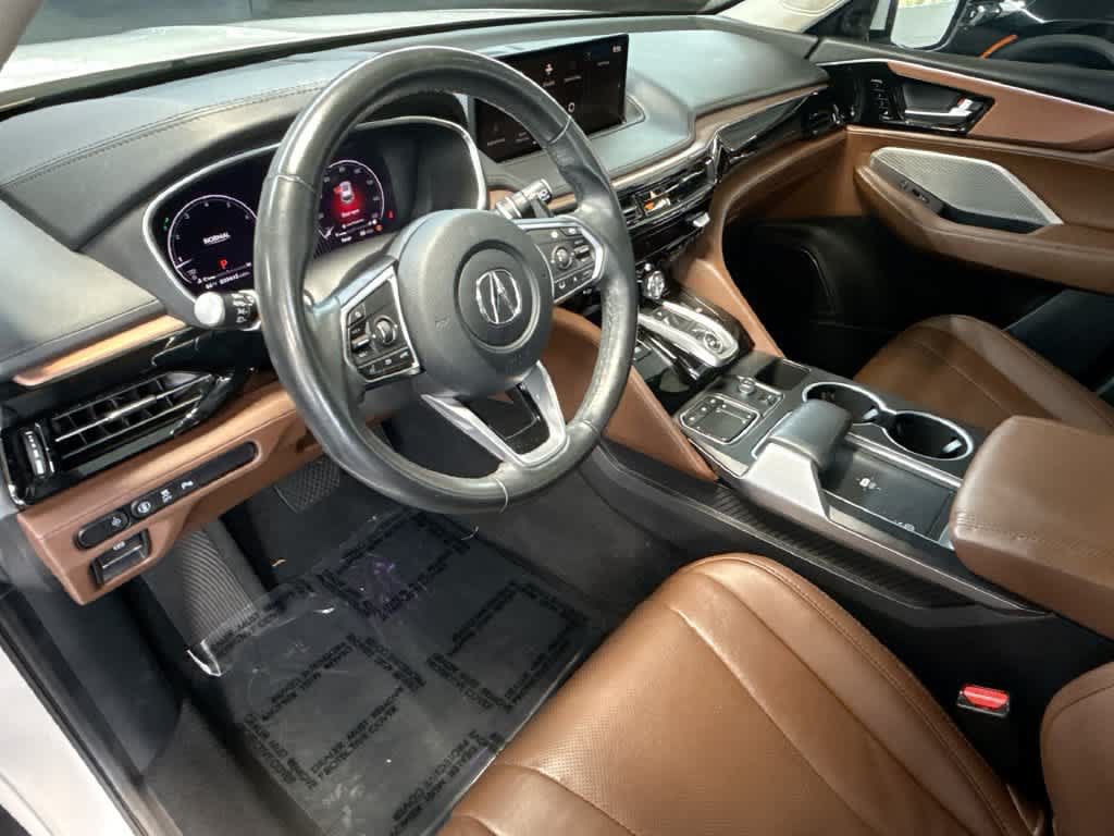 Used 2023 Acura MDX w/ Technology Package AWD/4WD image 13
