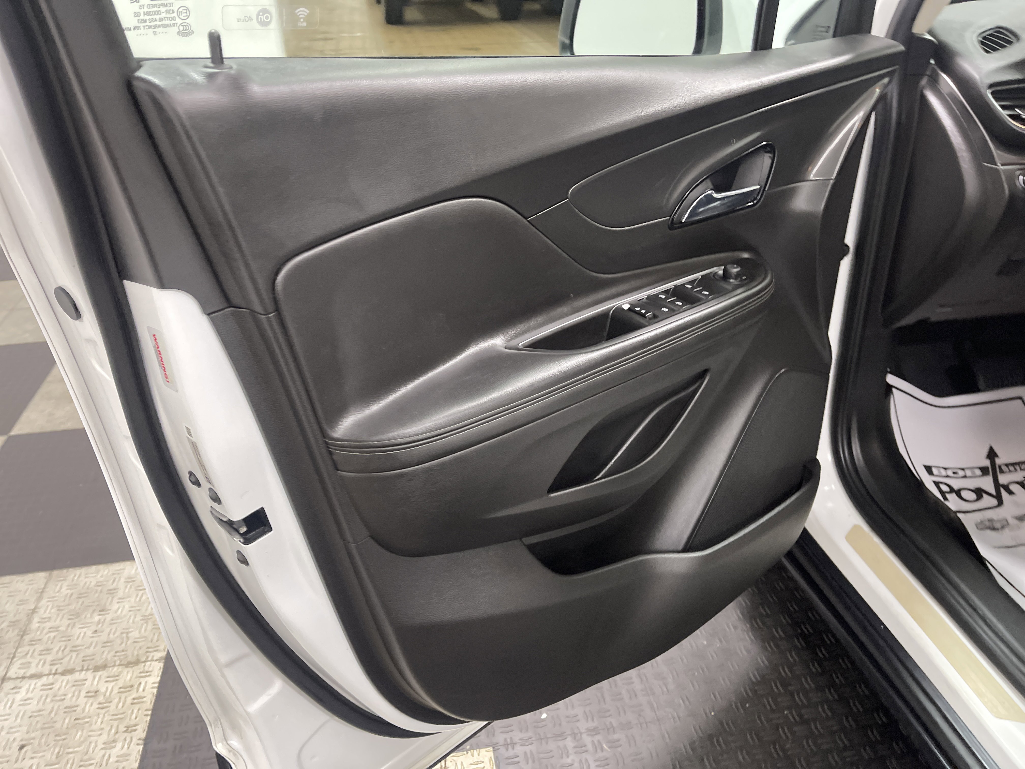 Used 2017 Buick Encore Preferred AWD/4WD image 10