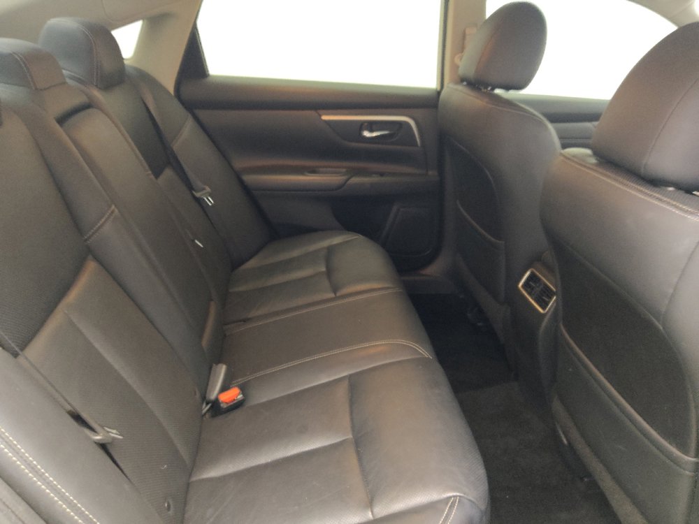 Used 2018 Nissan Altima 2.5 SL FWD image 19