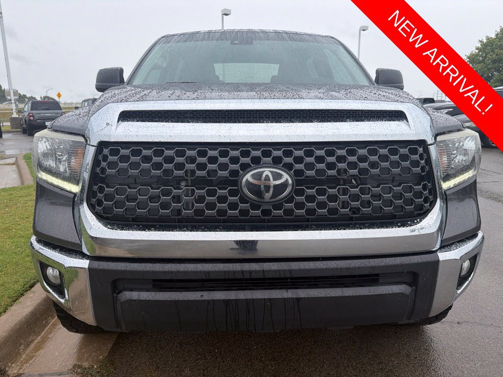Used 2021 Toyota Tundra SR5 w/ SR5 Upgrade Package RWD image 2