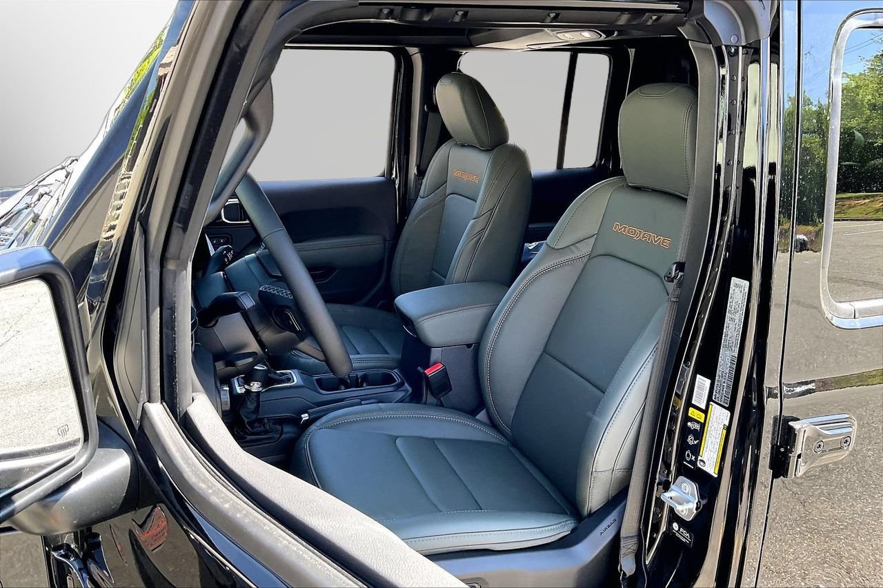 New 2026 Jeep Gladiator Mojave AWD/4WD image 17