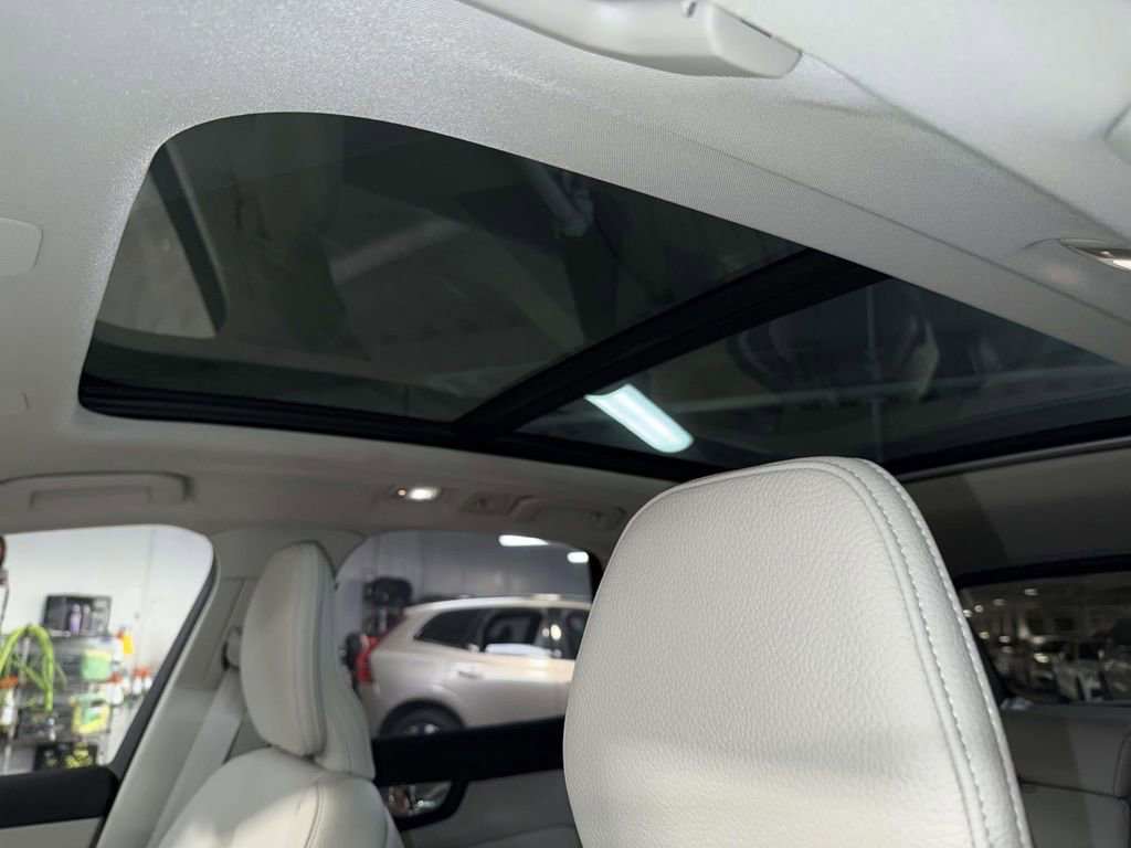 Used 2025 Volvo XC60 T8 Plus w/ Climate Package image 22