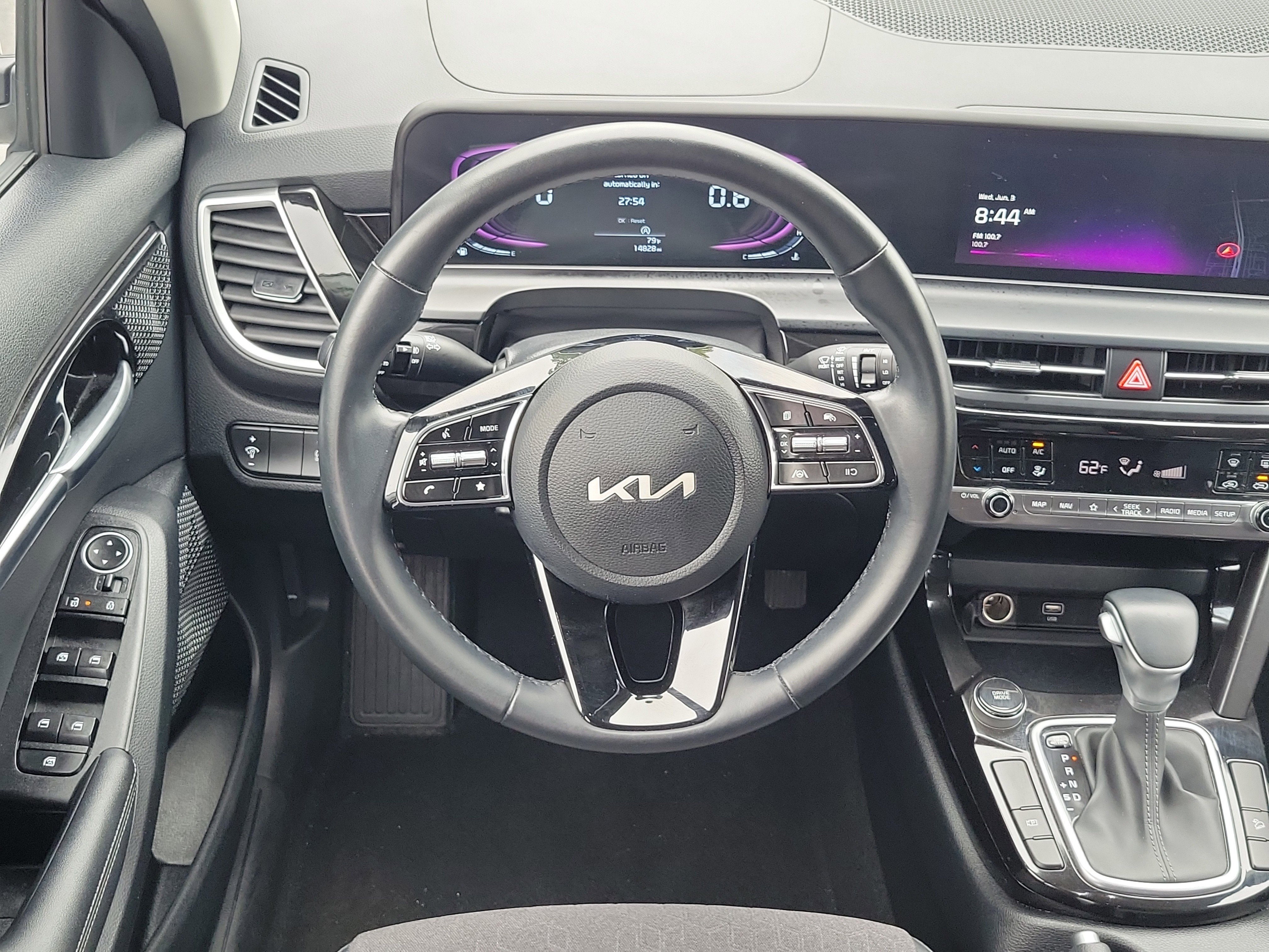 Used 2025 Kia Seltos S FWD image 16