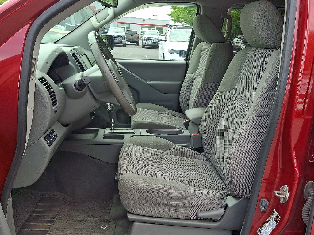 Used 2019 Nissan Frontier SV w/ Value Truck Package AWD/4WD image 14