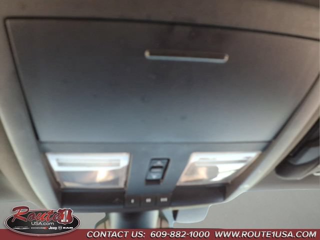 Used 2018 Dodge Challenger R/T Plus RWD image 30