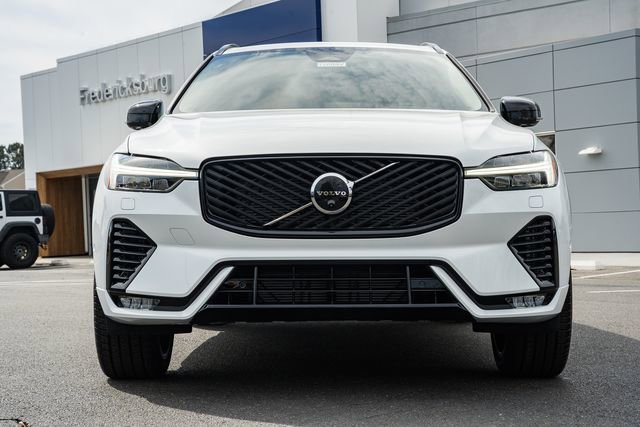 New 2026 Volvo XC60 B5 Ultra w/ Protection Package Premier image 2