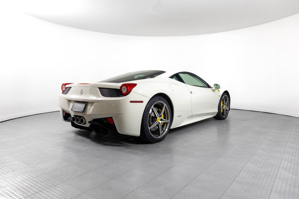 Certified 2014 Ferrari 458 Italia Coupe image 11