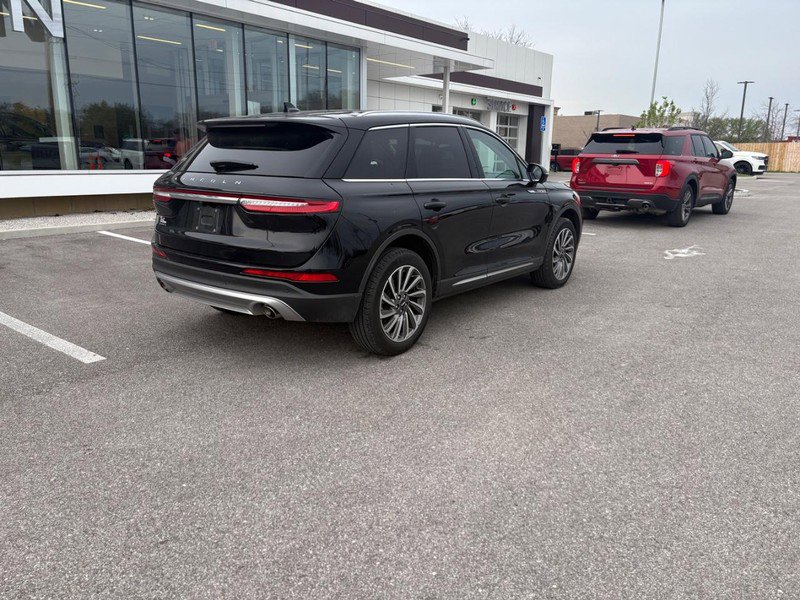Used 2024 Lincoln Corsair Reserve w/ Equipment Group 201A image 3