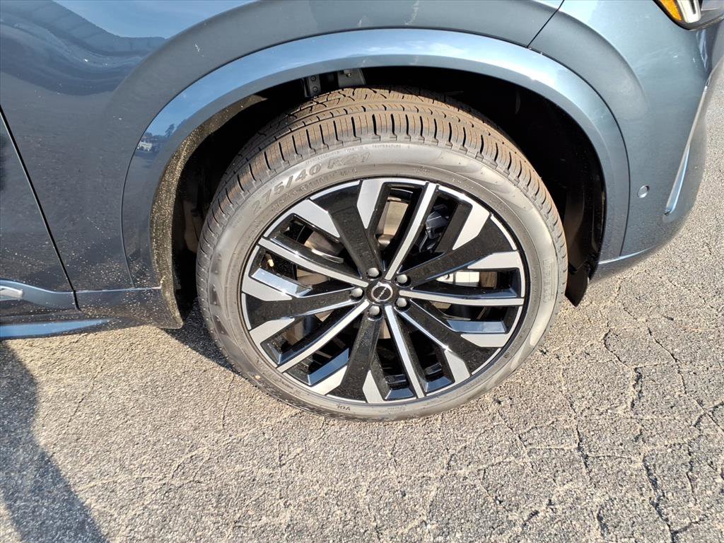 New 2026 Volvo XC90 T8 Ultra w/ Protection Package Premier image 10