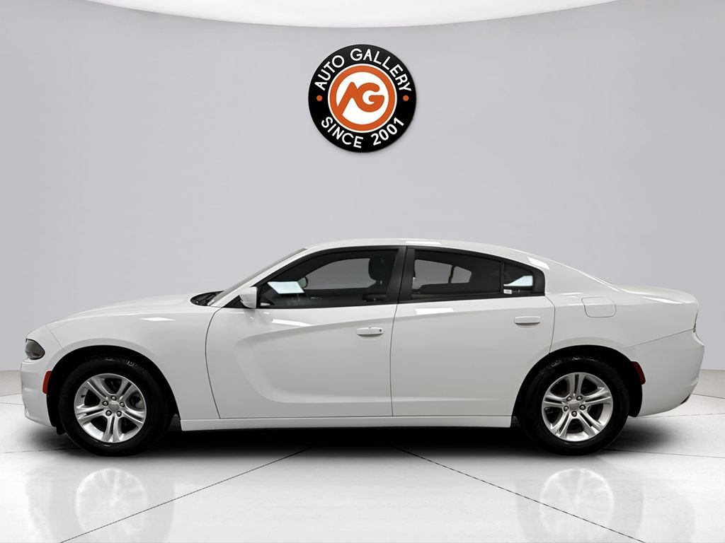 Used 2022 Dodge Charger SXT image 4