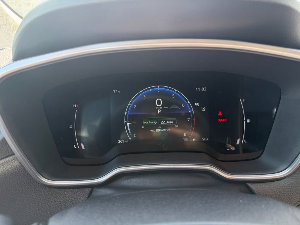 Used 2025 Toyota Corolla Cross XLE image 9