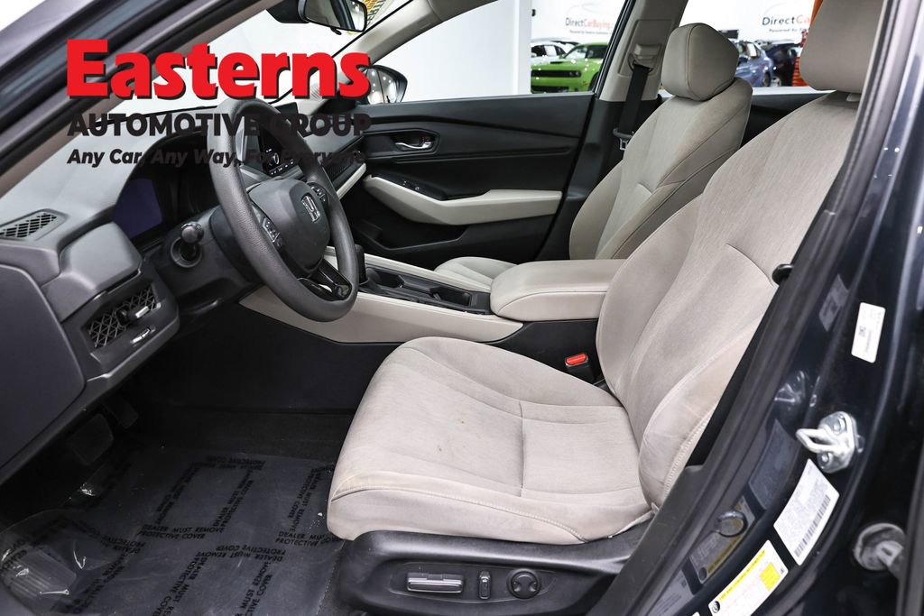 Used 2023 Honda Accord EX image 14