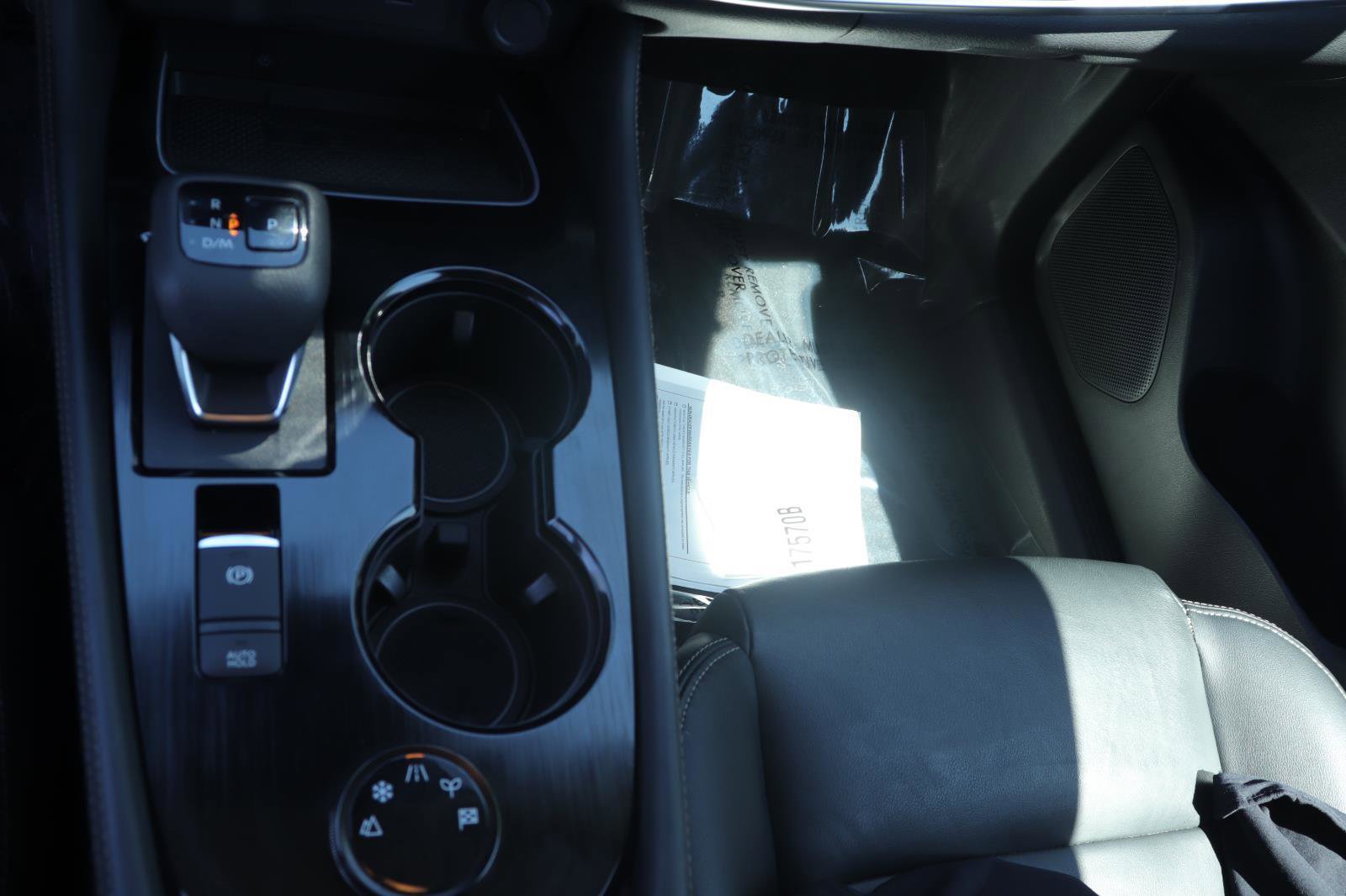 Used 2023 Nissan Rogue SL w/ SL Premium Package image 36