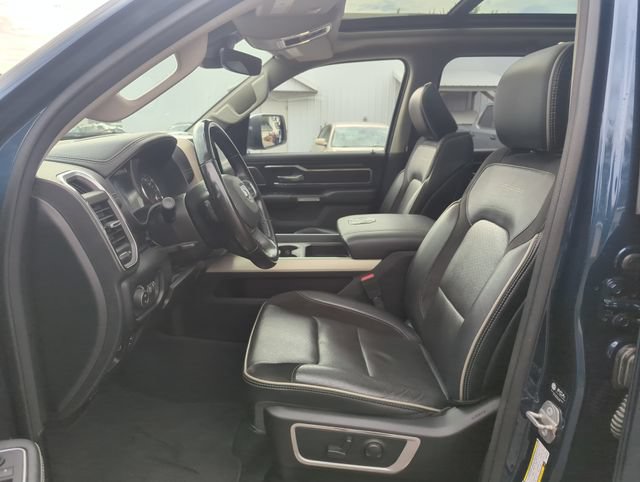 Used 2022 RAM 1500 Laramie AWD/4WD image 17