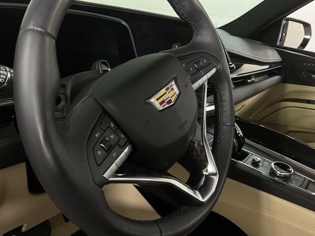 Certified 2023 Cadillac Escalade Premium Luxury w/ Performance Package image 18