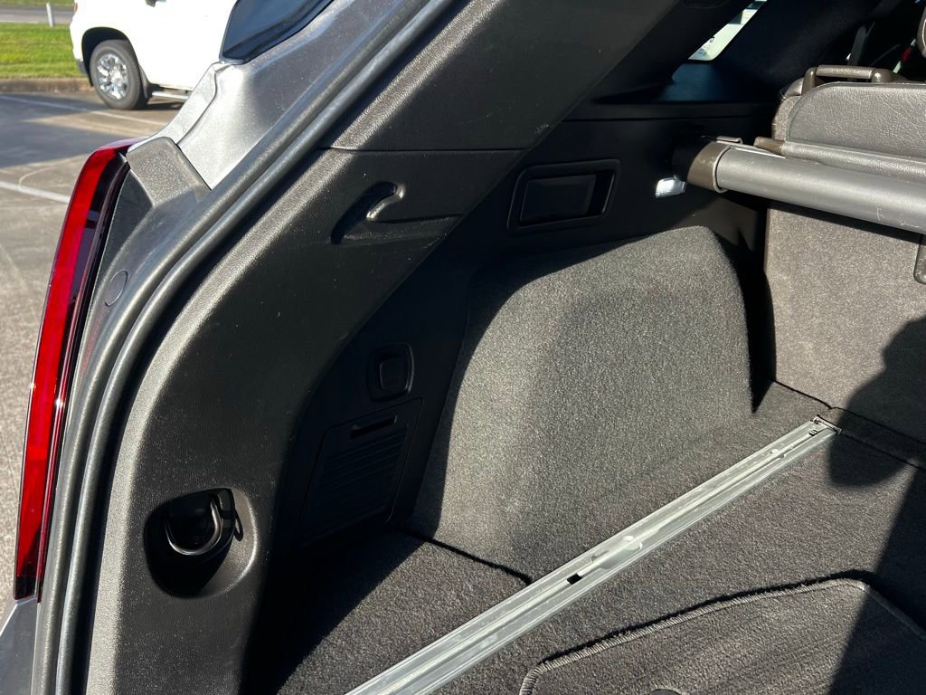 Used 2024 Cadillac XT5 Premium Luxury image 19