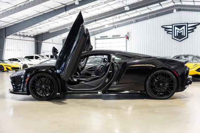 Used 2025 McLaren GTS RWD image 3