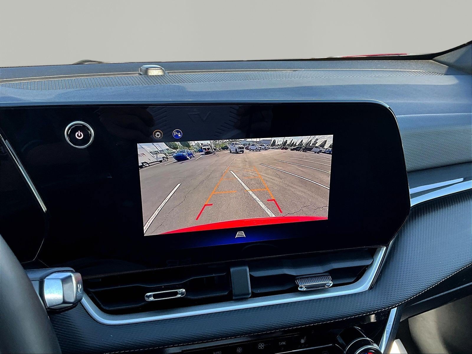Used 2025 Chevrolet Equinox LT w/ Convenience Package II FWD image 14