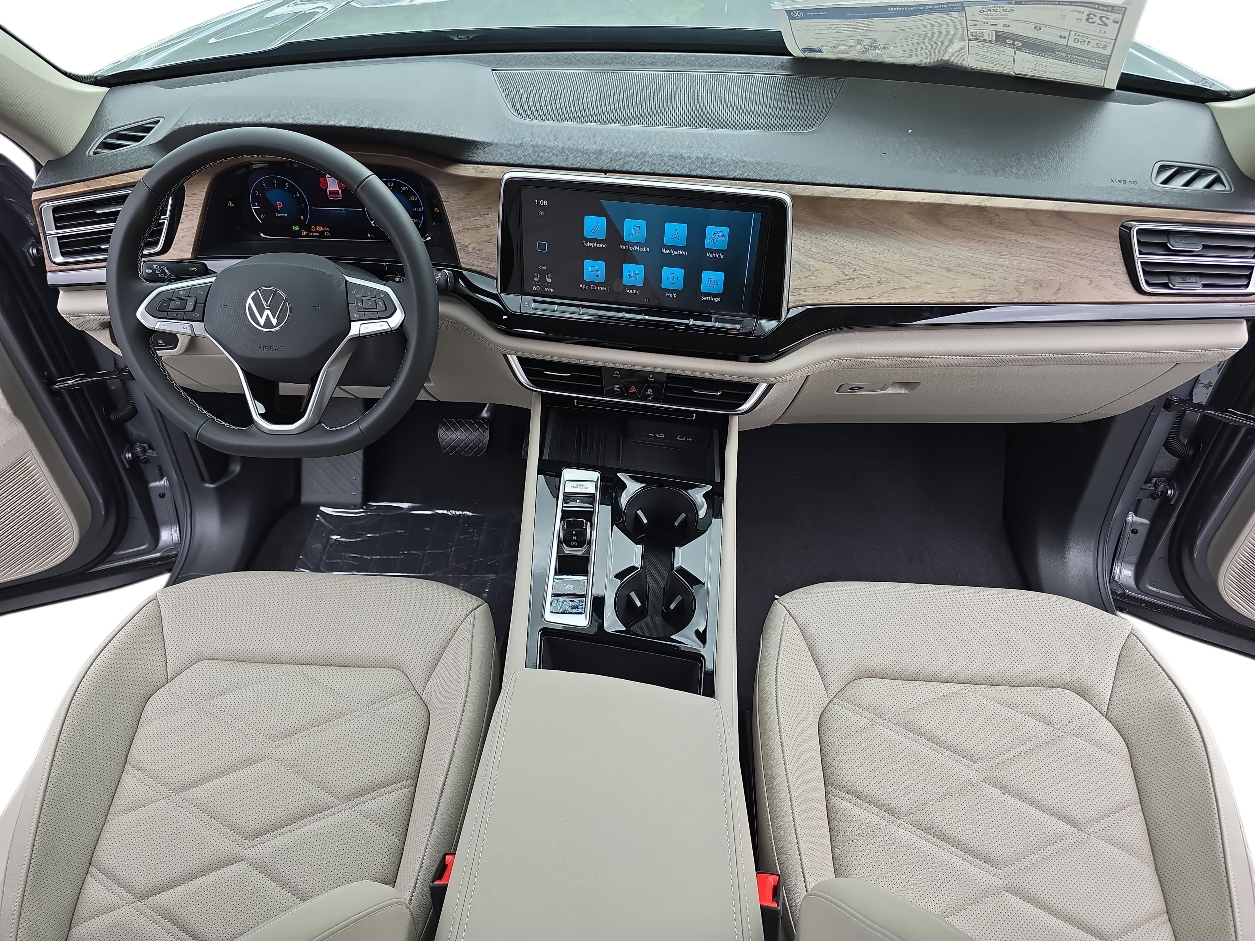 New 2026 Volkswagen Atlas SE FWD image 9