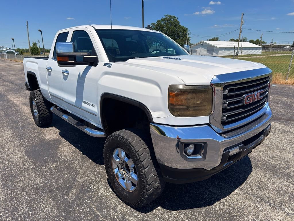 Used 2016 GMC Sierra 2500 SLT w/ Suspension Package, Off-Road AWD/4WD image 9