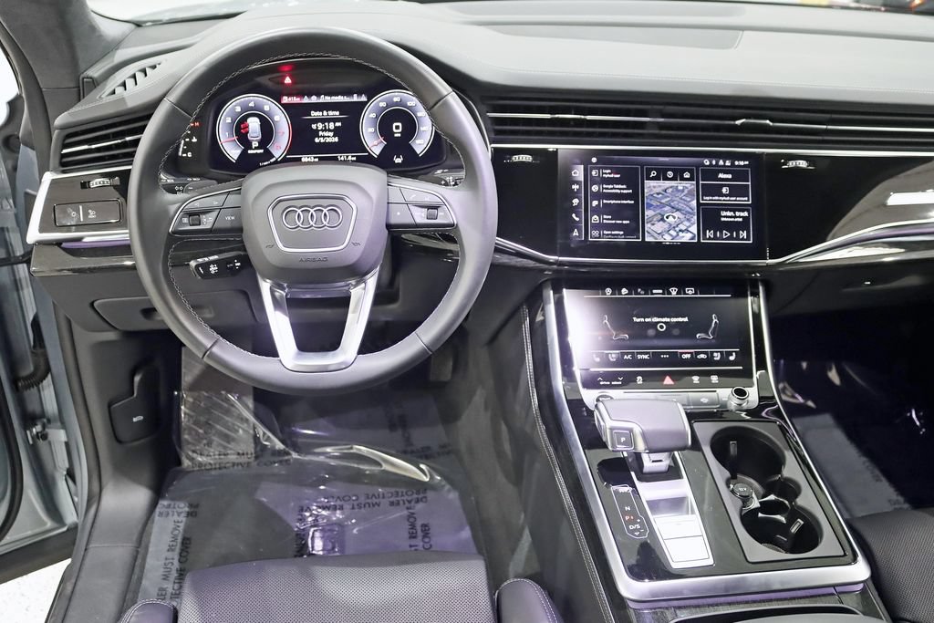 Used 2025 Audi Q8 Prestige AWD/4WD image 16
