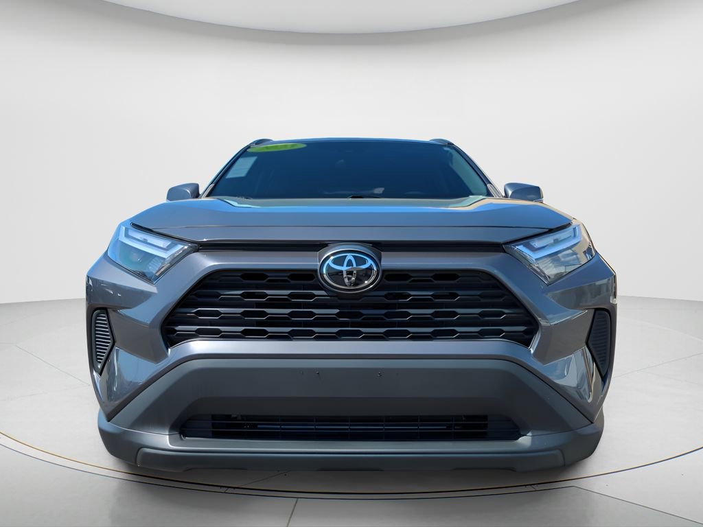 Used 2023 Toyota RAV4 XLE w/ Convenience Package image 2