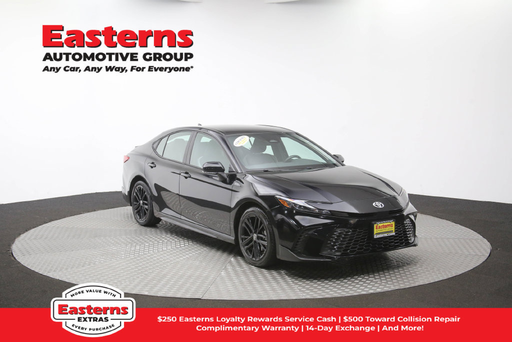 Used 2025 Toyota Camry SE FWD image 48