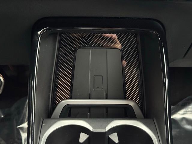 Used 2025 BMW X2 xDrive28i w/ Technology Package image 13